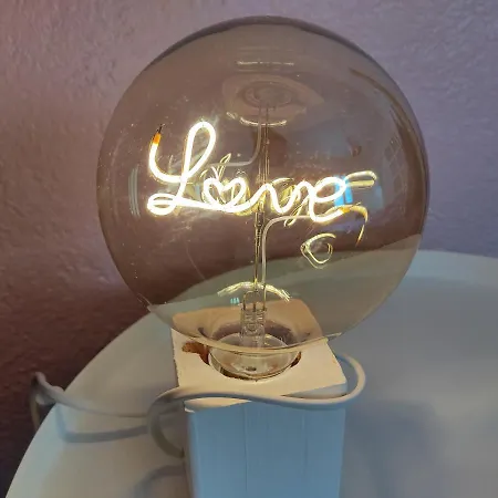 아파트 Sweet&wine With Terrace By Flamingo House *